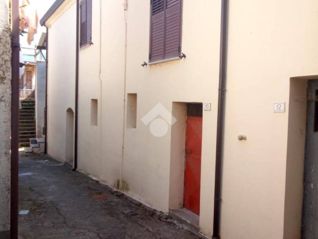 appartamento in vendita a San Potito Ultra