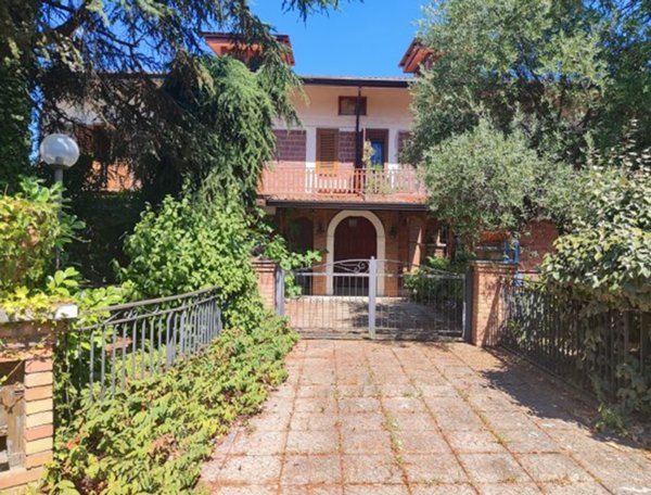 casa indipendente in vendita a San Potito Ultra