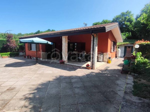 casa indipendente in vendita a San Potito Ultra