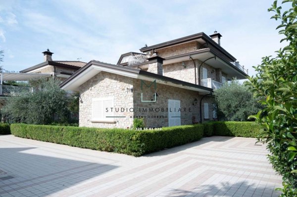 casa indipendente in vendita a San Potito Ultra