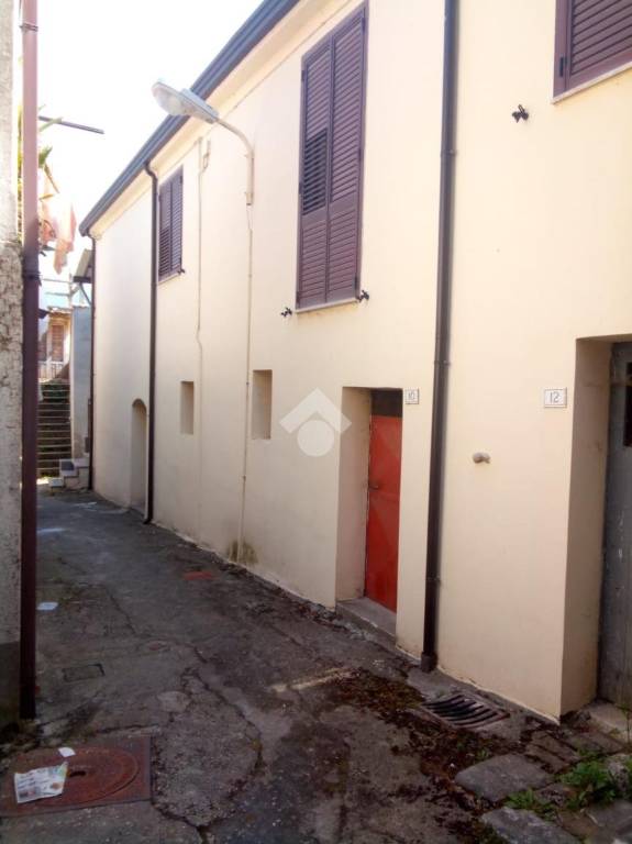 appartamento in vendita a San Potito Ultra