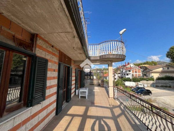 appartamento in vendita a San Potito Ultra