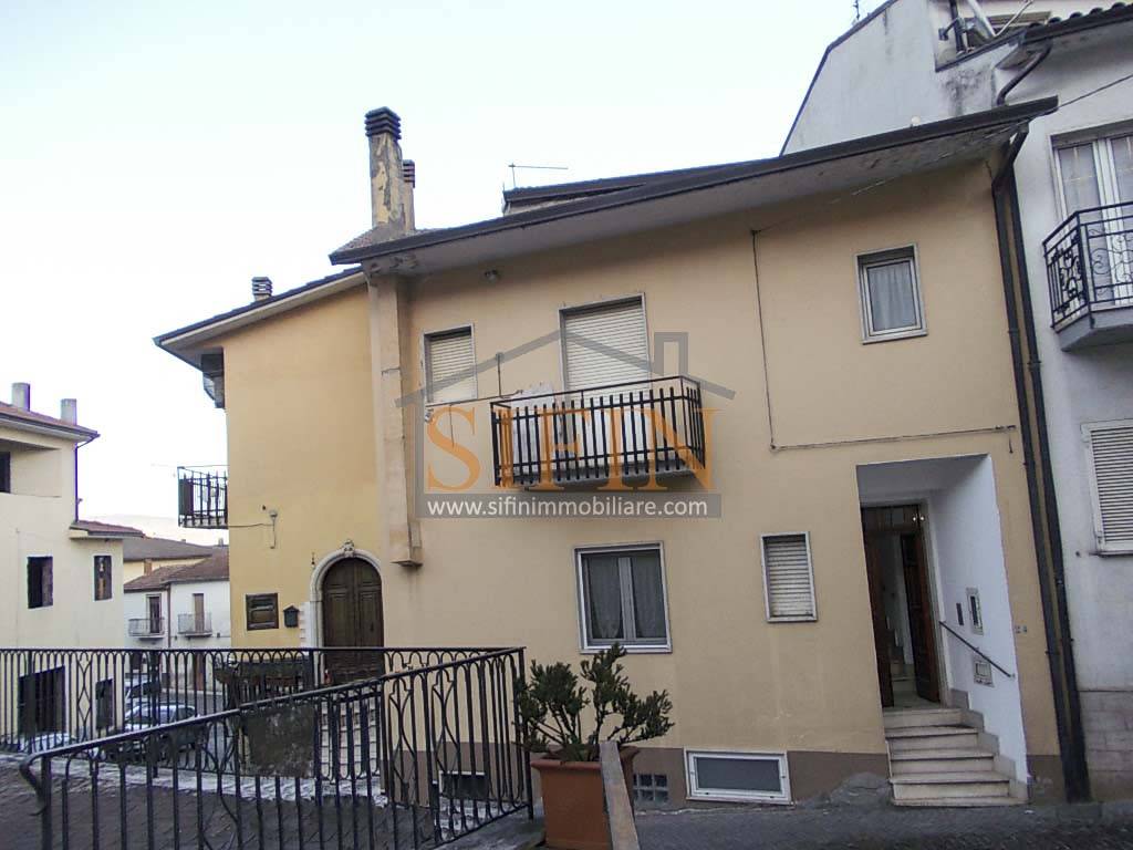 appartamento in vendita a San Sossio Baronia