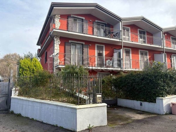 casa indipendente in vendita a Santa Lucia di Serino