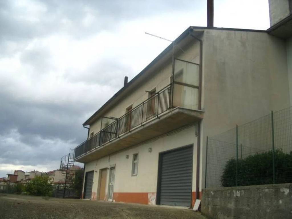 casa indipendente in vendita a Sant'Angelo all'Esca