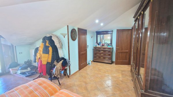 casa indipendente in vendita a Sant'Angelo a Scala