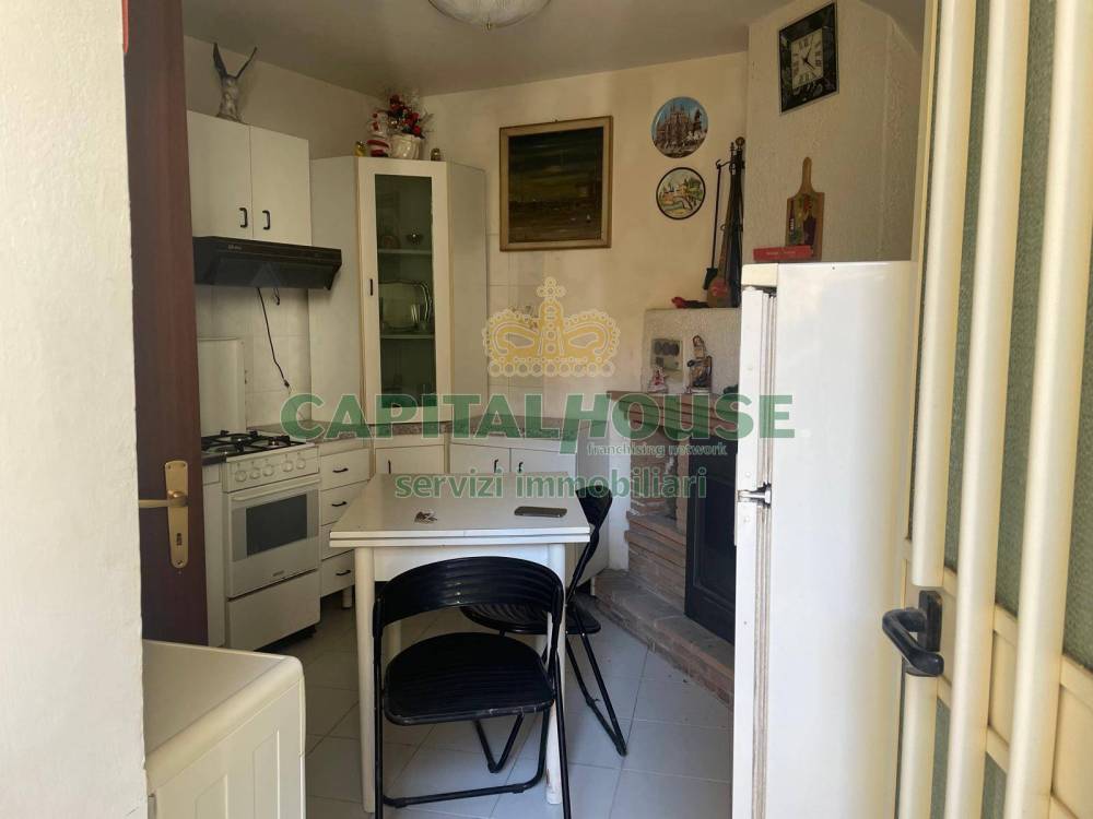 casa indipendente in vendita a Sant'Angelo a Scala