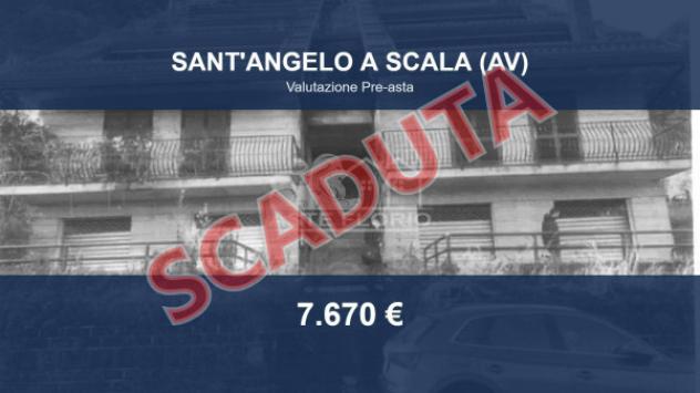 locale commerciale in vendita a Sant'Angelo a Scala
