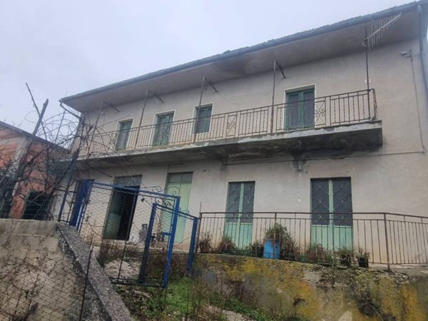 casa indipendente in vendita a Sant'Angelo dei Lombardi