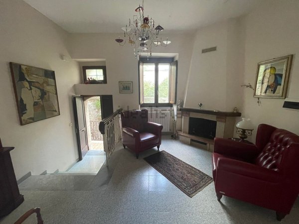 casa indipendente in vendita a Sant'Angelo dei Lombardi