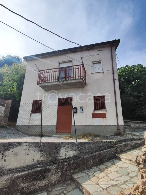 casa indipendente in vendita a Santa Paolina