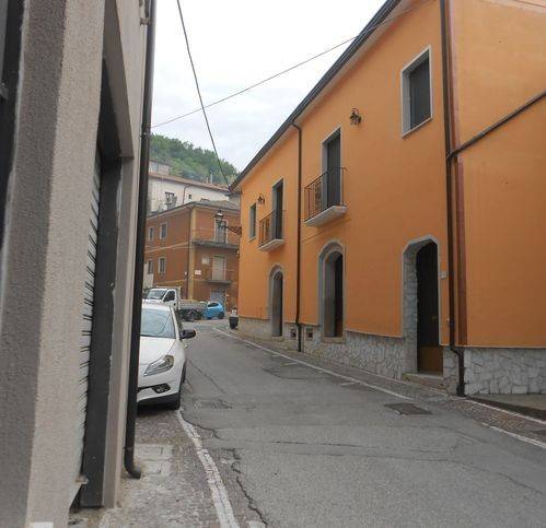 casa indipendente in vendita a Santa Paolina