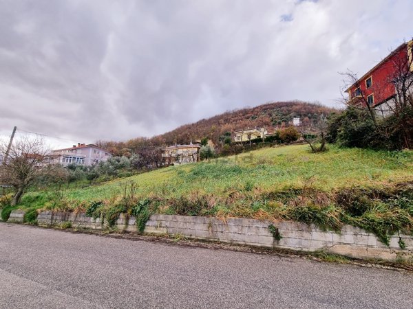 terreno edificabile in vendita a Santa Paolina