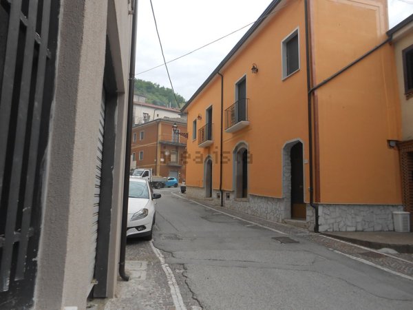 esavano in vendita a Santa Paolina