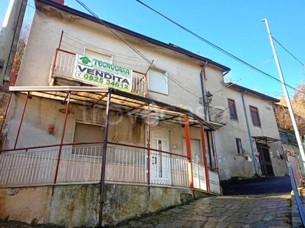 casa indipendente in vendita a Santa Paolina