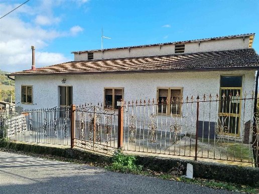 casa indipendente in vendita a Santa Paolina