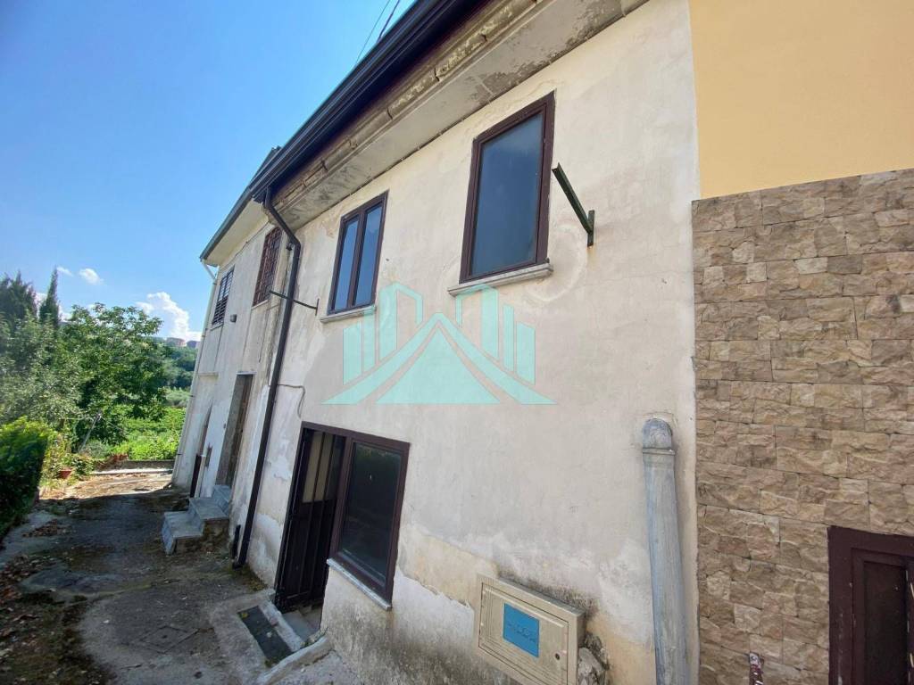 appartamento in vendita a Santa Paolina in zona Viturano
