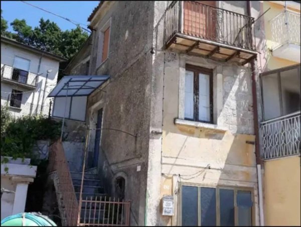 casa indipendente in vendita a Santa Paolina in zona Santa Lucia
