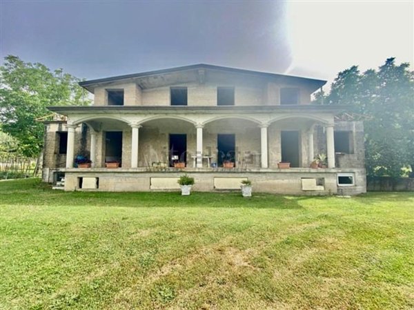 casa indipendente in vendita a Santo Stefano del Sole