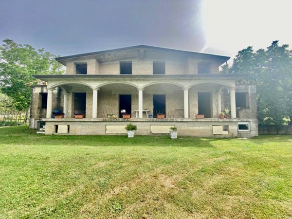 casa indipendente in vendita a Santo Stefano del Sole
