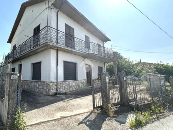 casa indipendente in vendita a Santo Stefano del Sole