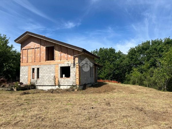casa indipendente in vendita a Santo Stefano del Sole in zona Boschi