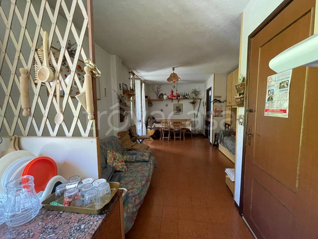 appartamento in vendita ad Argentera in zona Villaggio Primavera