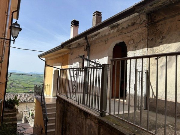 casa semindipendente in vendita a Savignano Irpino