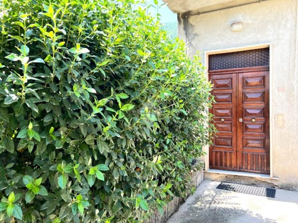 casa indipendente in vendita a Serino