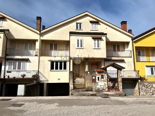 casa indipendente in vendita a Serino