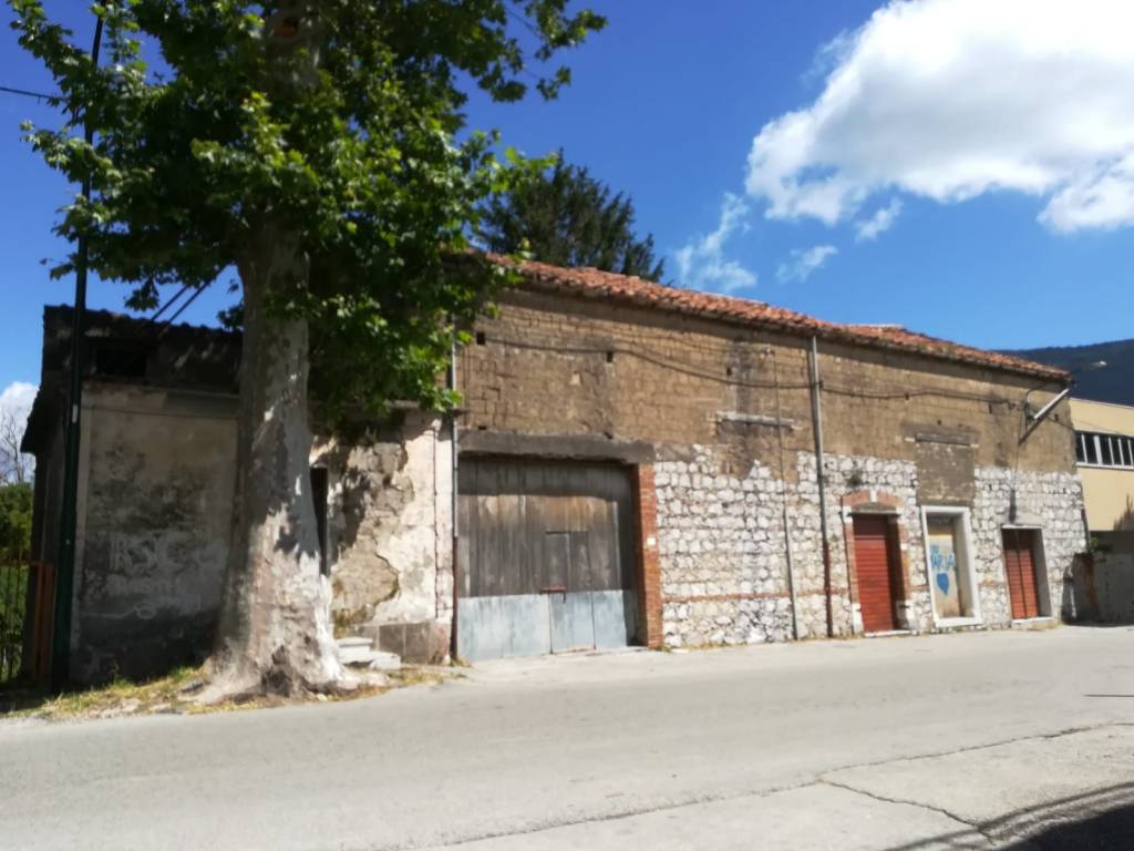 casa indipendente in vendita a Serino