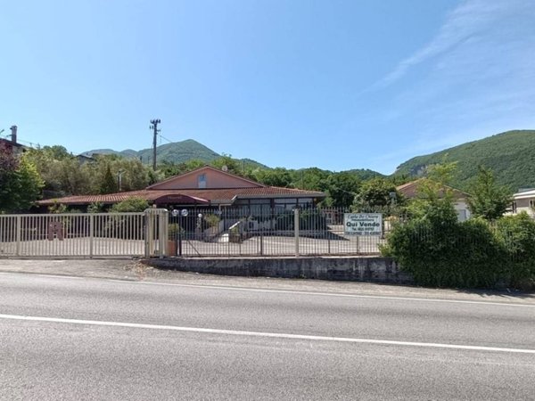 negozio in vendita a Serino