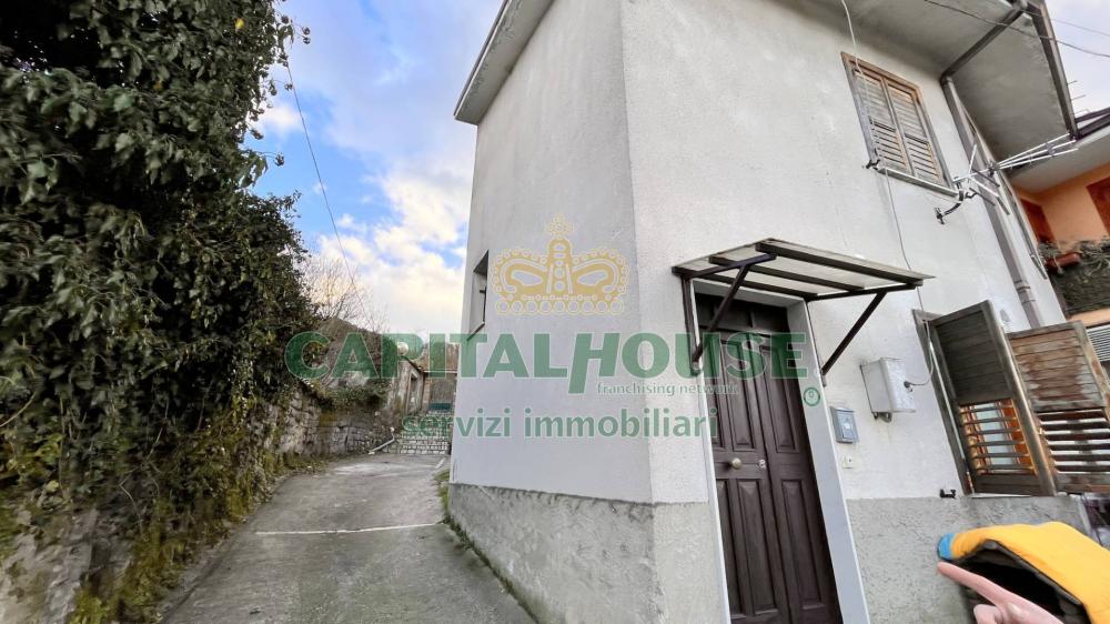 casa indipendente in vendita a Serino