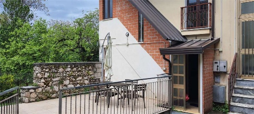 casa indipendente in vendita a Serino