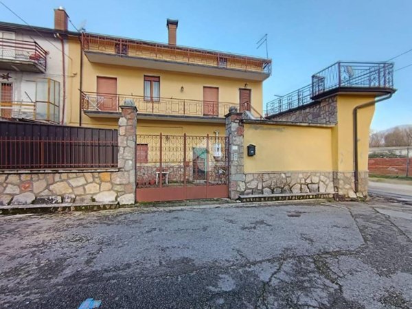 casa indipendente in vendita a Serino