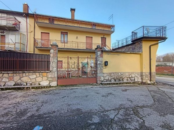 casa indipendente in vendita a Serino