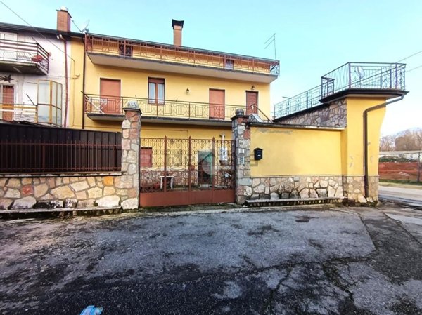 casa indipendente in vendita a Serino