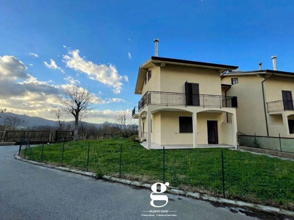 casa indipendente in vendita a Serino