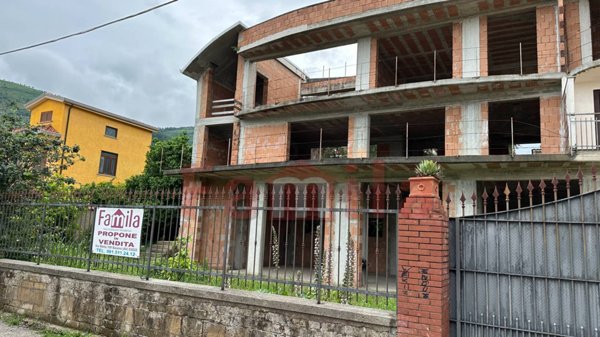 casa indipendente in vendita a Sirignano