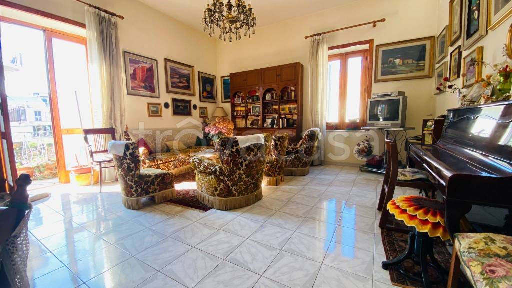 casa indipendente in vendita a Sirignano