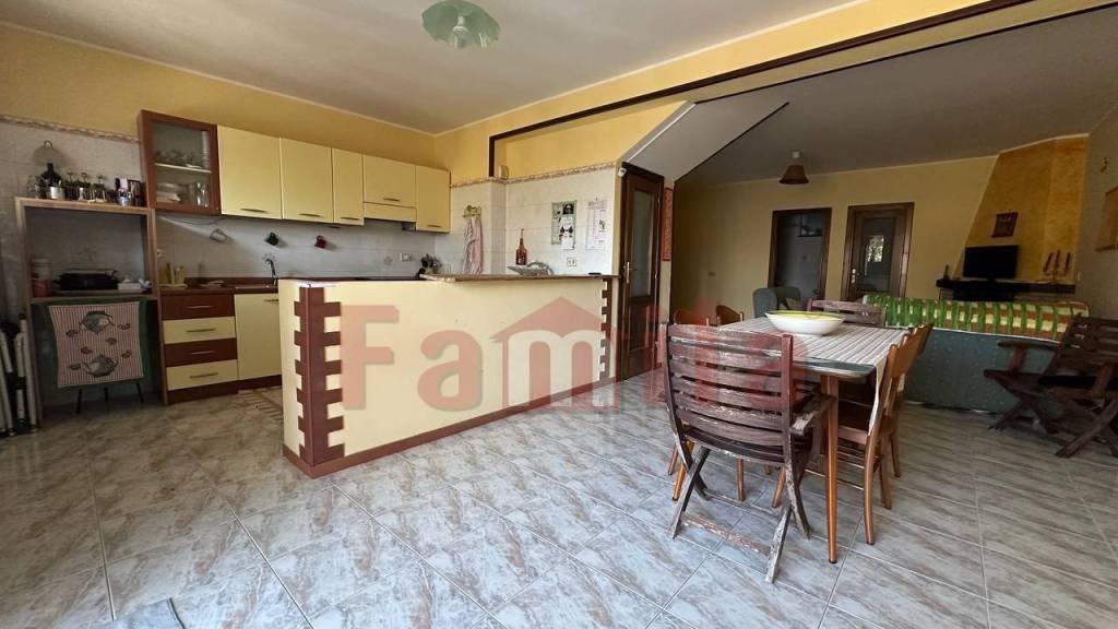 casa indipendente in vendita a Sirignano