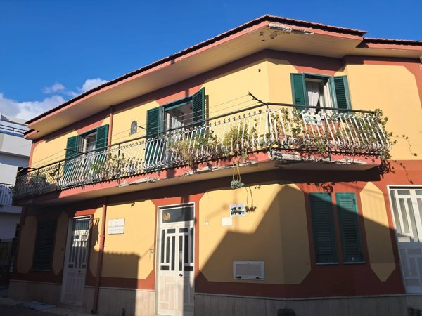 casa indipendente in vendita a Sirignano