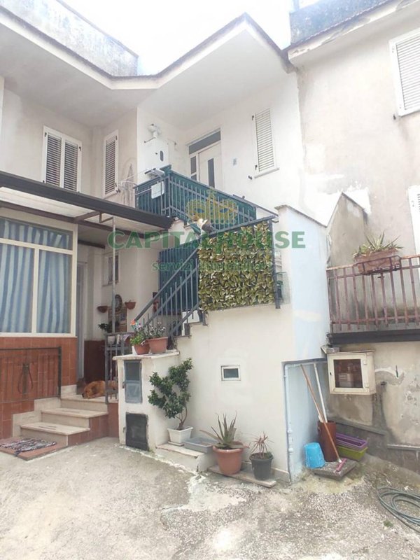 casa indipendente in vendita a Sirignano