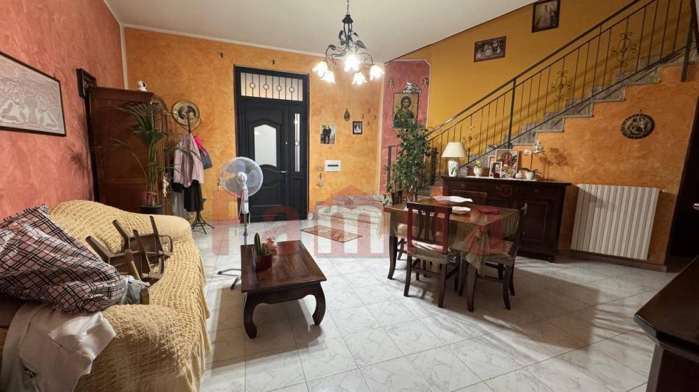 casa indipendente in vendita a Sirignano