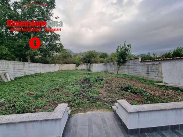 casa indipendente in vendita a Sirignano