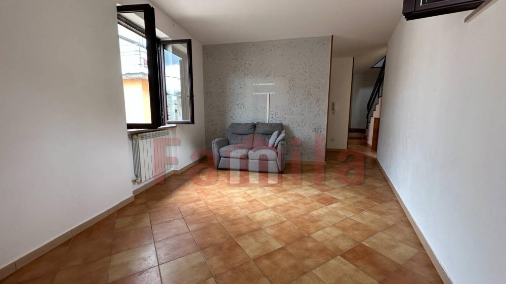 casa indipendente in vendita a Sirignano