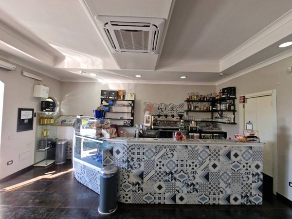 negozio in vendita a Solofra