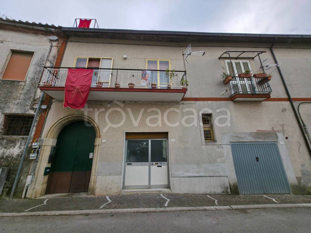 appartamento in vendita a Solofra in zona Sant'Agata Irpina