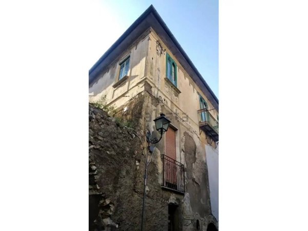 appartamento in vendita a Solofra