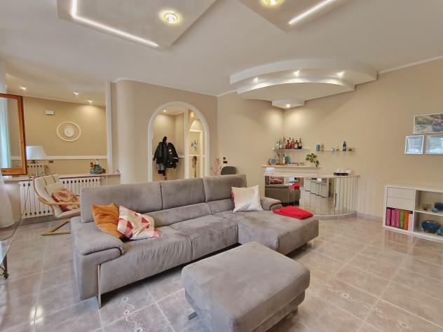 casa indipendente in vendita a Solofra
